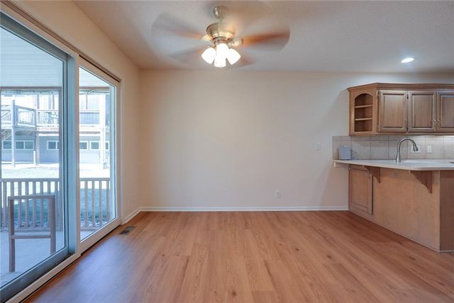 1904 S Davis Avenue, Independence, MO 64057