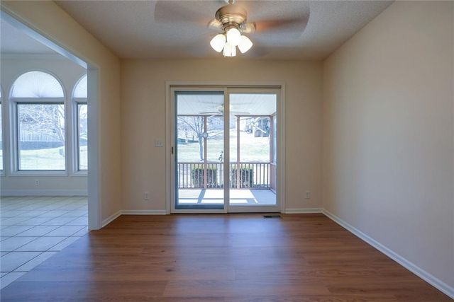 1904 S Davis Avenue, Independence, MO 64057