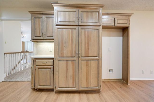 1904 S Davis Avenue, Independence, MO 64057