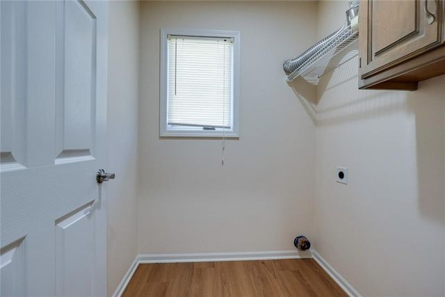 1904 S Davis Avenue, Independence, MO 64057