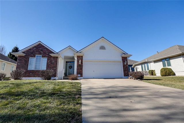 1904 S Davis Avenue, Independence, MO 64057