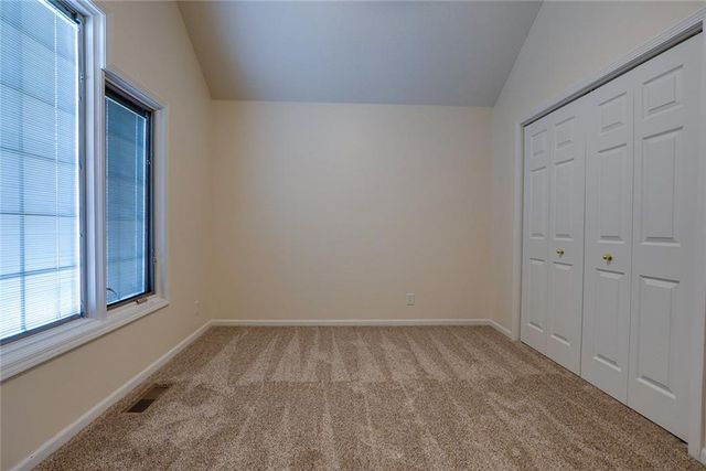 1904 S Davis Avenue, Independence, MO 64057