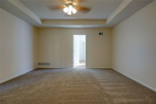 1904 S Davis Avenue, Independence, MO 64057