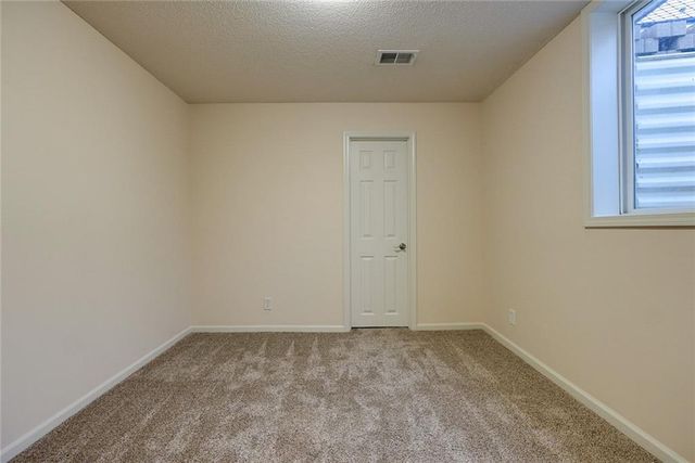 1904 S Davis Avenue, Independence, MO 64057