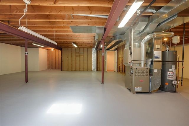 1904 S Davis Avenue, Independence, MO 64057