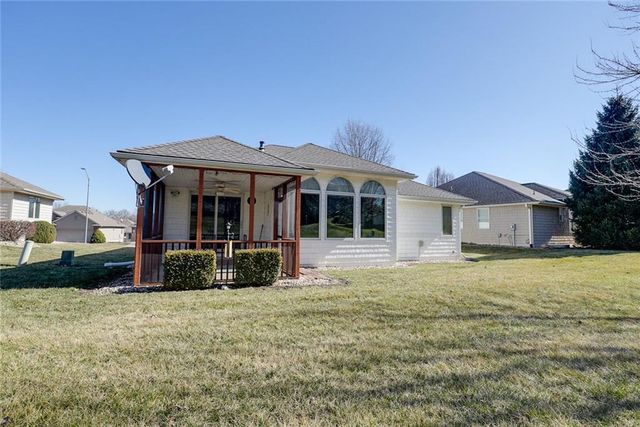 1904 S Davis Avenue, Independence, MO 64057
