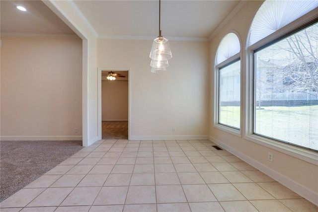 1904 S Davis Avenue, Independence, MO 64057