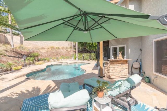 8251 Bent Tree, Riverside, CA 92509