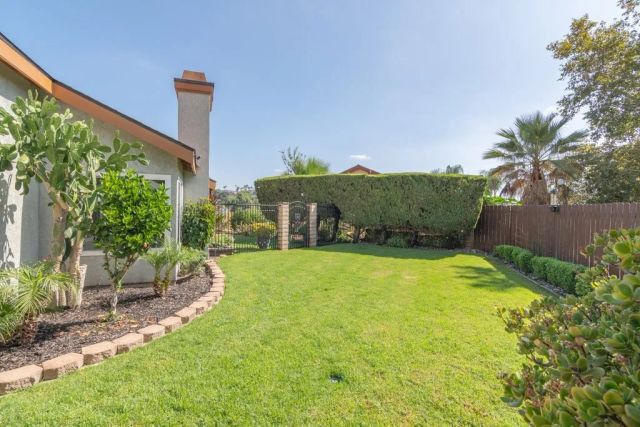 8251 Bent Tree, Riverside, CA 92509
