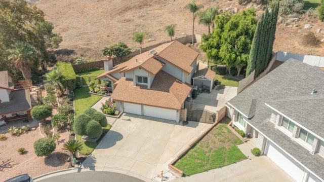 8251 Bent Tree, Riverside, CA 92509