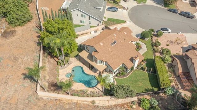 8251 Bent Tree, Riverside, CA 92509