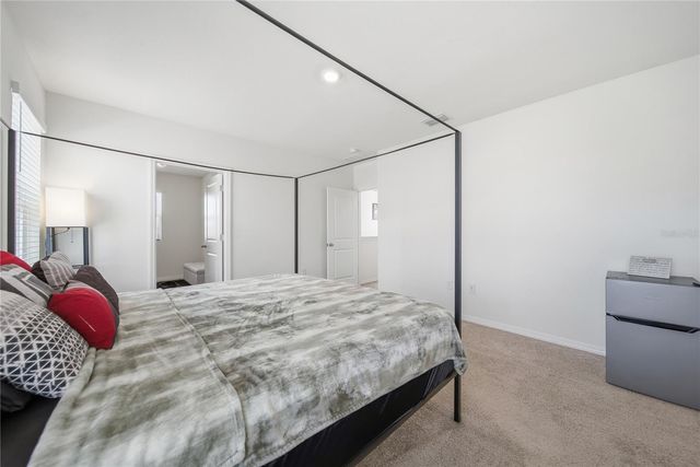 10885 PENNY GALE LOOP, San Antonio, FL 33576