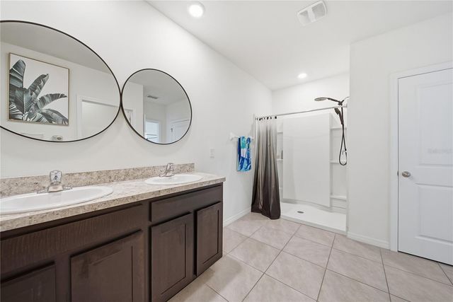 10885 PENNY GALE LOOP, San Antonio, FL 33576