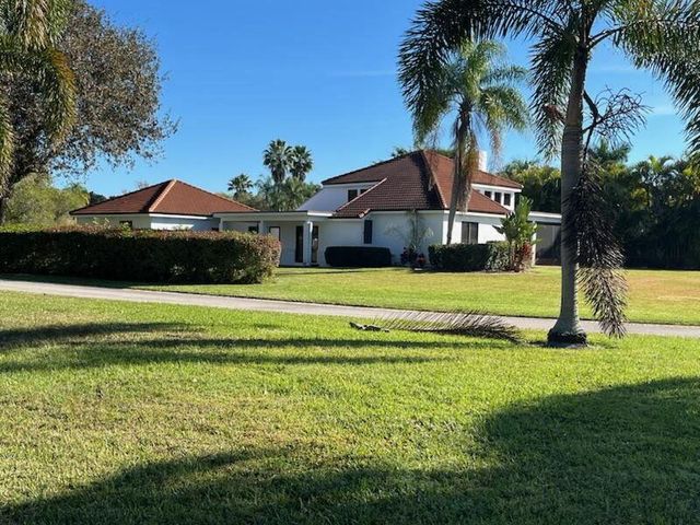 2990 Conifer Drive, Fort Pierce, FL 34951