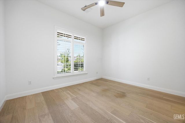12612 Locksley Drive, Bakersfield, CA 93311