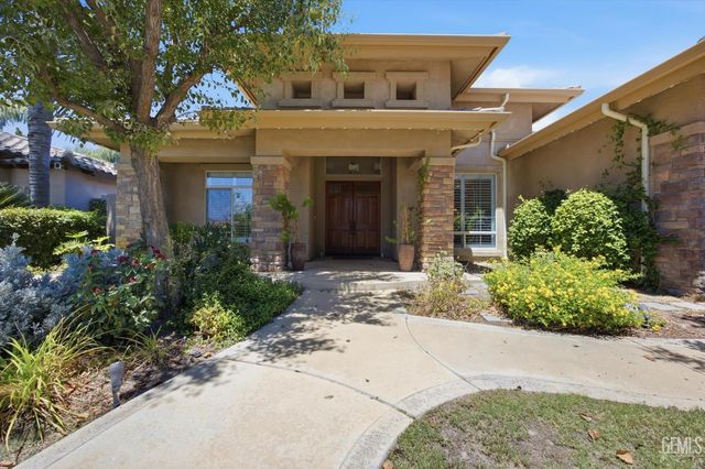 12612 Locksley Drive, Bakersfield, CA 93311
