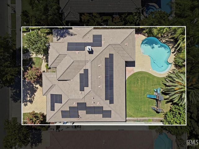12612 Locksley Drive, Bakersfield, CA 93311