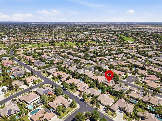 12612 Locksley Drive, Bakersfield, CA 93311