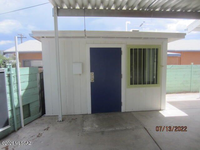 694 E Adams Street, Tucson, AZ 85719