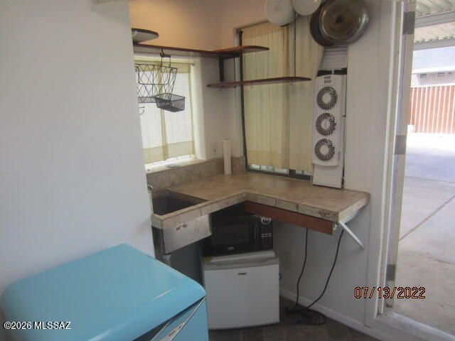 694 E Adams Street, Tucson, AZ 85719