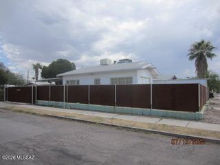 694 E Adams Street, Tucson, AZ 85719