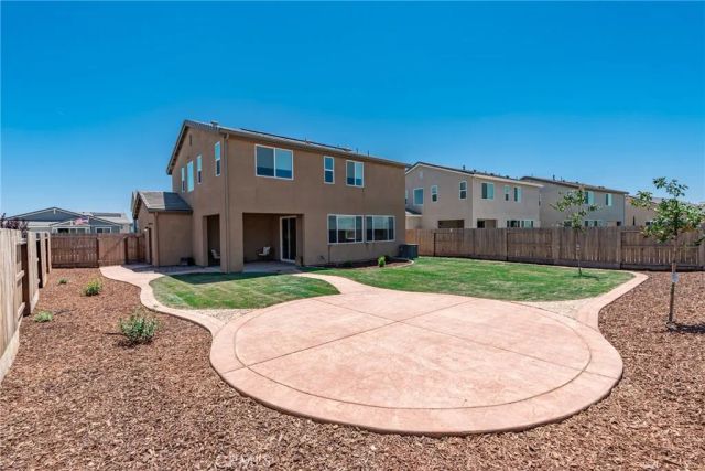 1159 Magnolia Court West, Madera, CA 93636