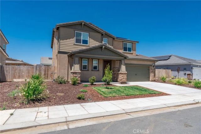 1159 Magnolia Court West, Madera, CA 93636