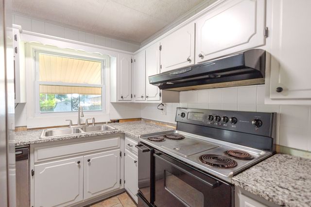 116 Eveningside Dr, Chapel Hill, TN 37034
