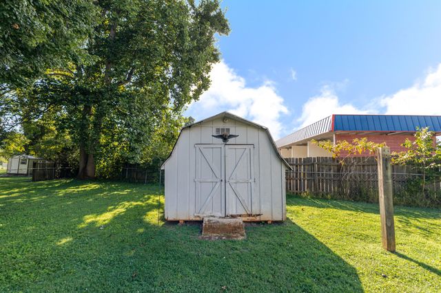 116 Eveningside Dr, Chapel Hill, TN 37034