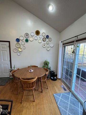 2125 County Line Road, Batesville, IN 47006