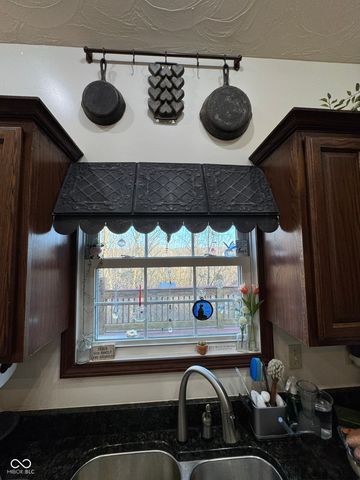 2125 County Line Road, Batesville, IN 47006