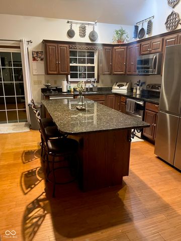 2125 County Line Road, Batesville, IN 47006