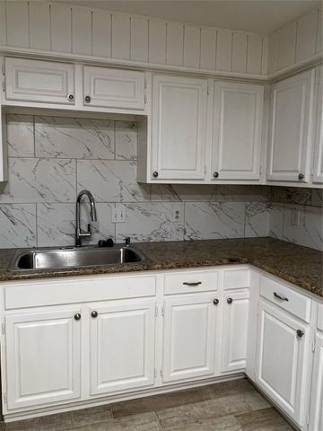 765 Camden Valley Lane, La Marque, TX 77568