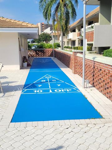 1340 NE 28th Avenue 137, Pompano Beach, FL 33062