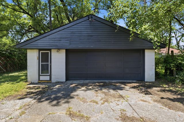 1019 W Indian Trail, Louisville, KY 40213