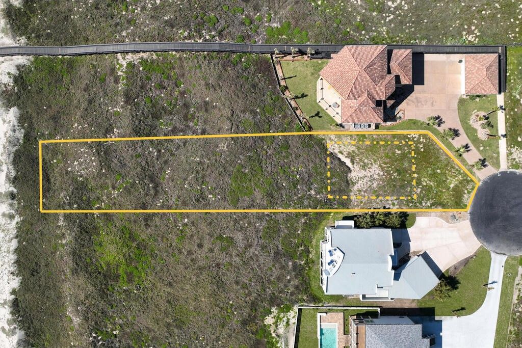 101 Beach View Dr, Port Aransas, TX 78373 — photo 3