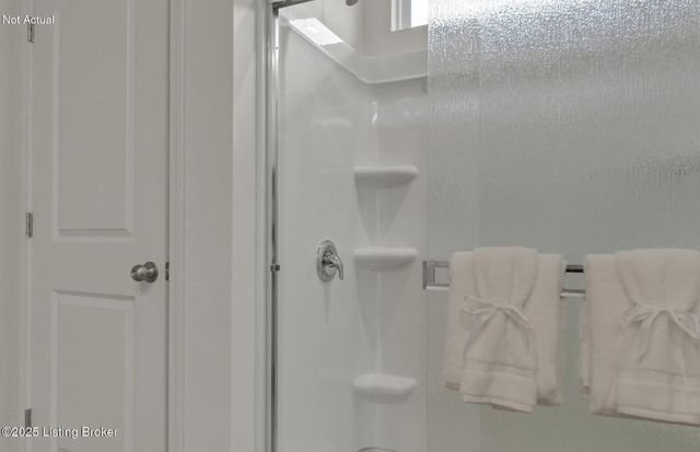 1903 Washington Blvd, Lyndon, KY 40242