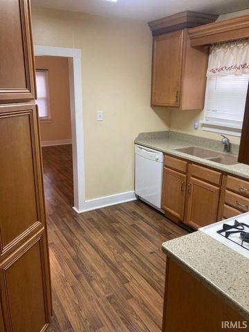 1206 W Wilkinson Street, Goshen, IN 46528