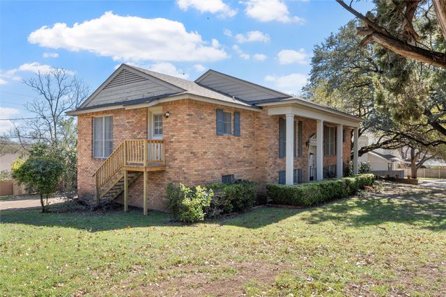2831 Wooded Acres Drive, Waco, TX 76710