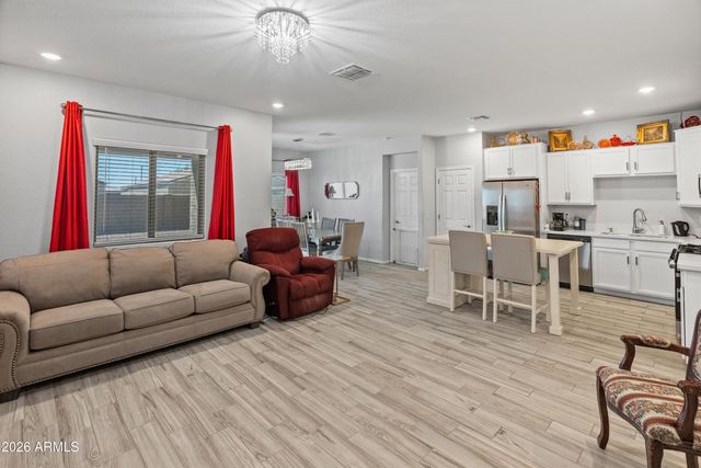 12739 W MYRTLE Avenue, Glendale, AZ 85307