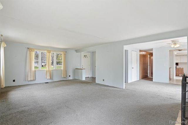 43625 Harris Road, Belleville, MI 48111