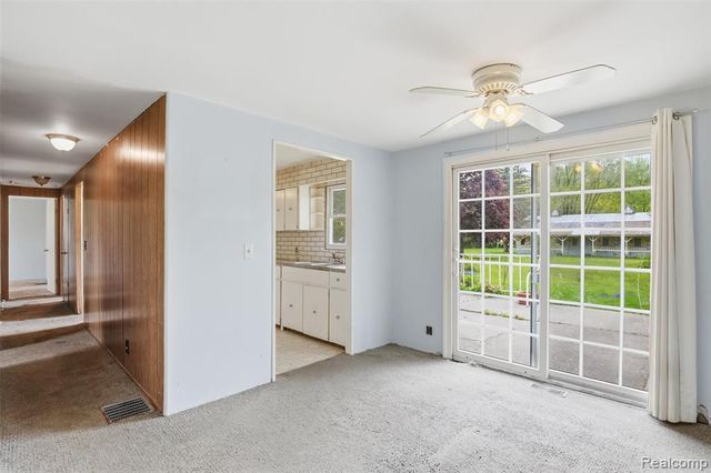 43625 Harris Road, Belleville, MI 48111
