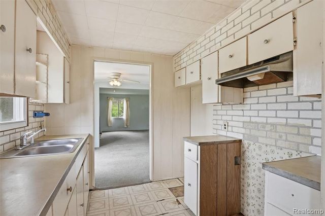 43625 Harris Road, Belleville, MI 48111