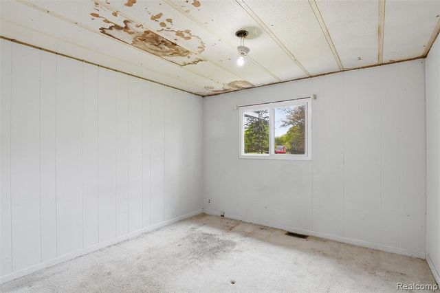 43625 Harris Road, Belleville, MI 48111