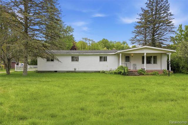 43625 Harris Road, Belleville, MI 48111