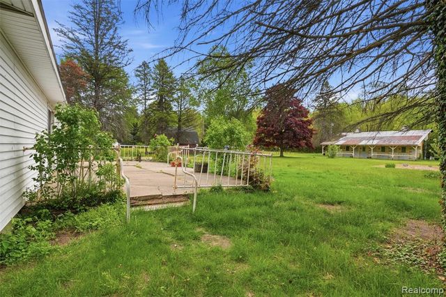 43625 Harris Road, Belleville, MI 48111