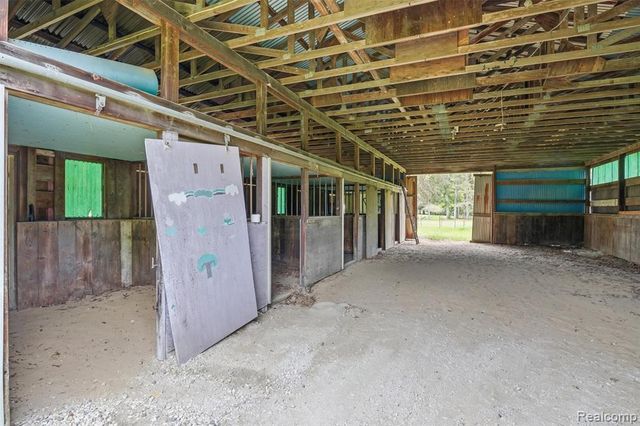43625 Harris Road, Belleville, MI 48111