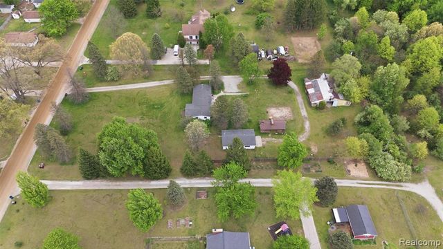 43625 Harris Road, Belleville, MI 48111