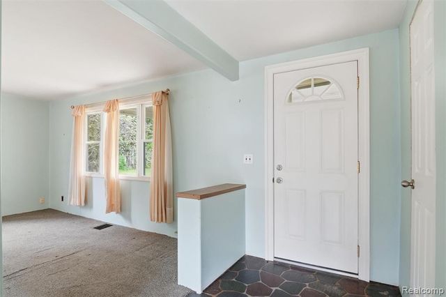 43625 Harris Road, Belleville, MI 48111