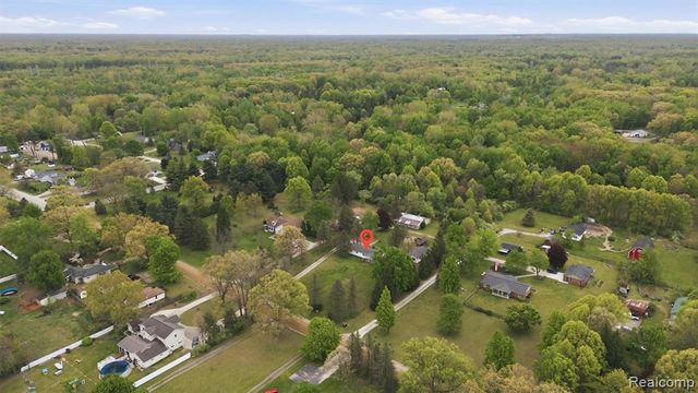 43625 Harris Road, Belleville, MI 48111